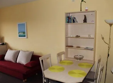 Ferienwohnung-e220 *